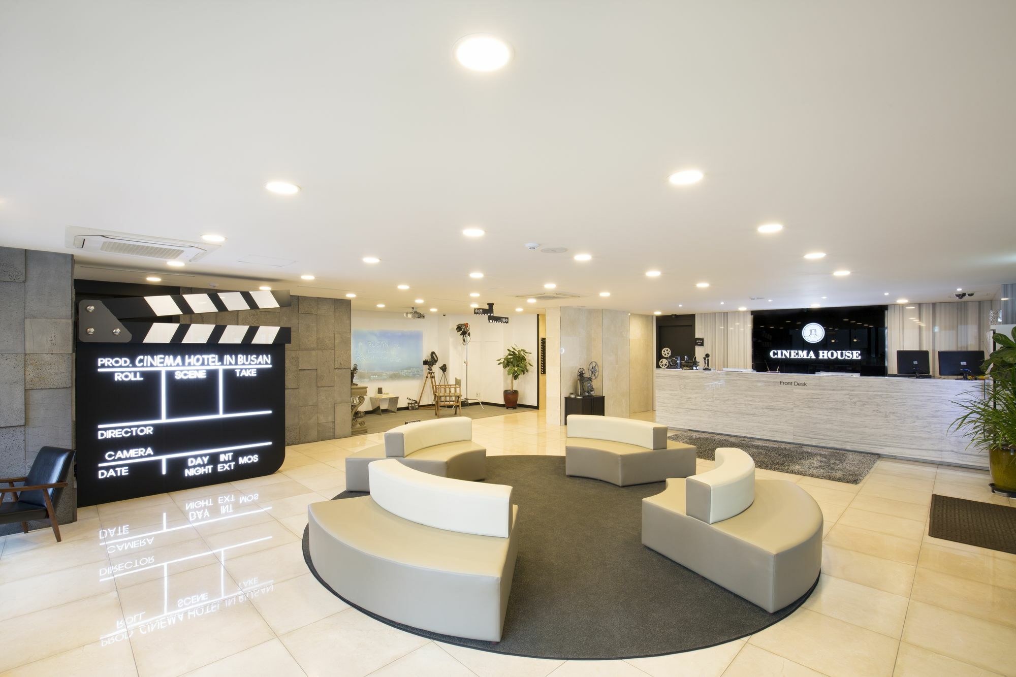 Cinema House Hotel In Busan Dış mekan fotoğraf